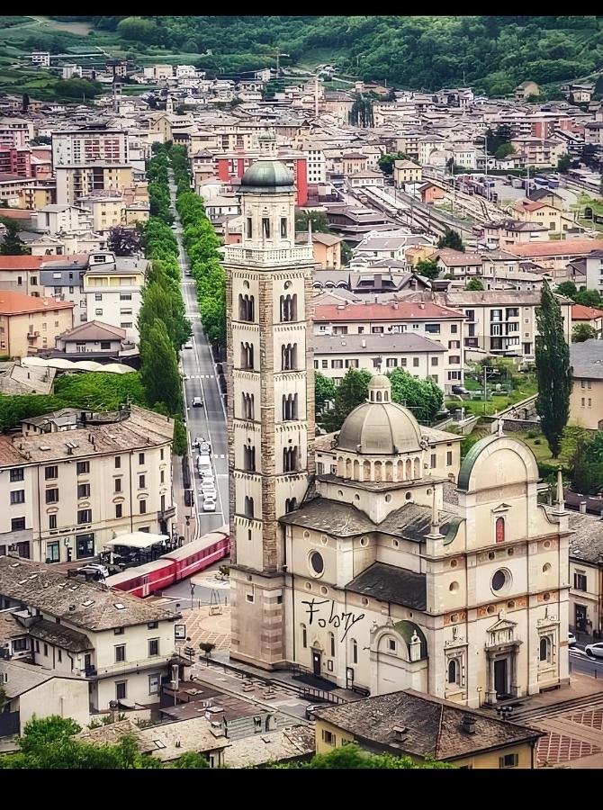 Apartmán Residenza Basilica Tirano Exteriér fotografie